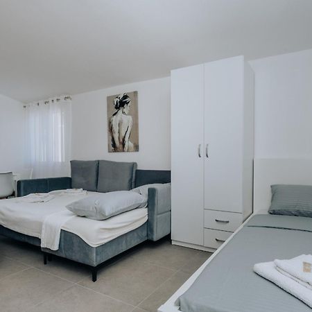Apartments Milivojevic 巴尔 外观 照片