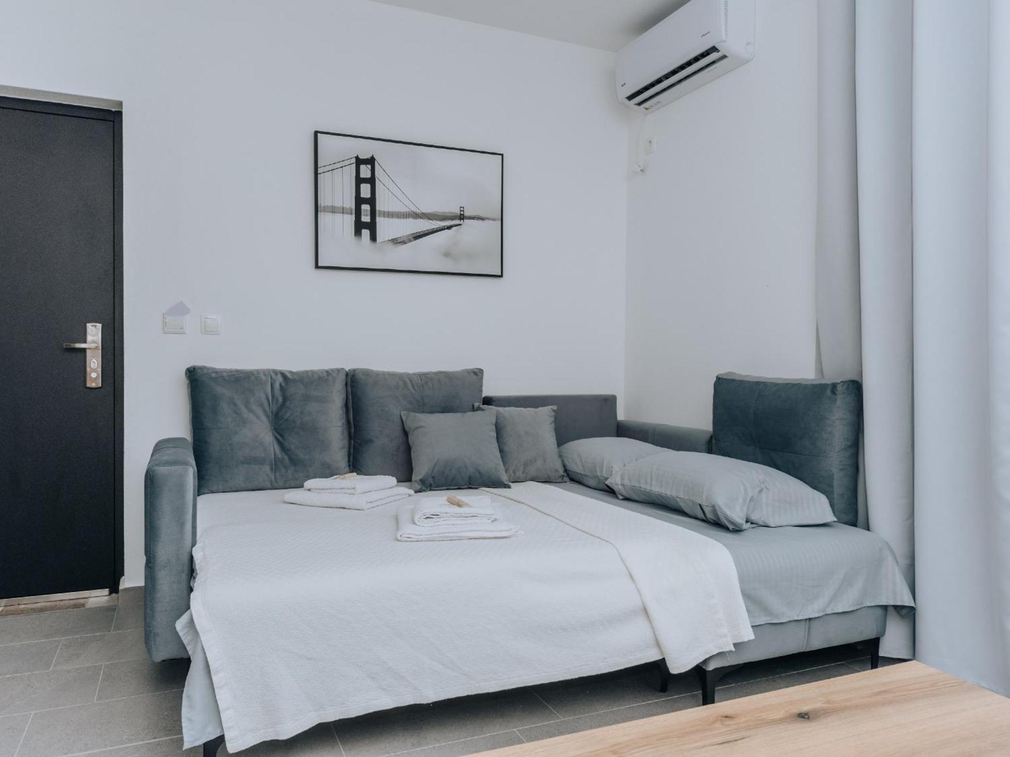Apartments Milivojevic 巴尔 外观 照片