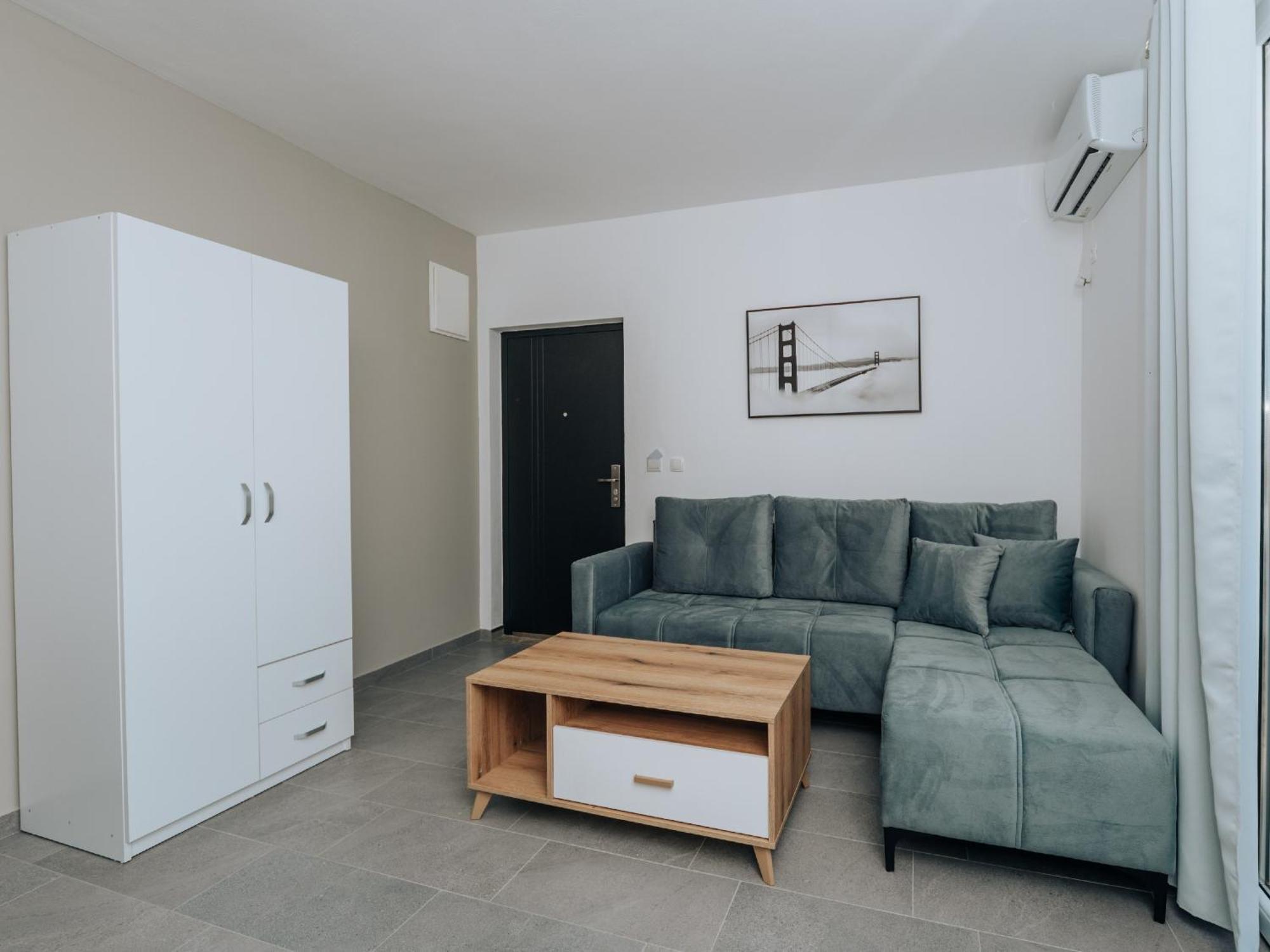 Apartments Milivojevic 巴尔 外观 照片