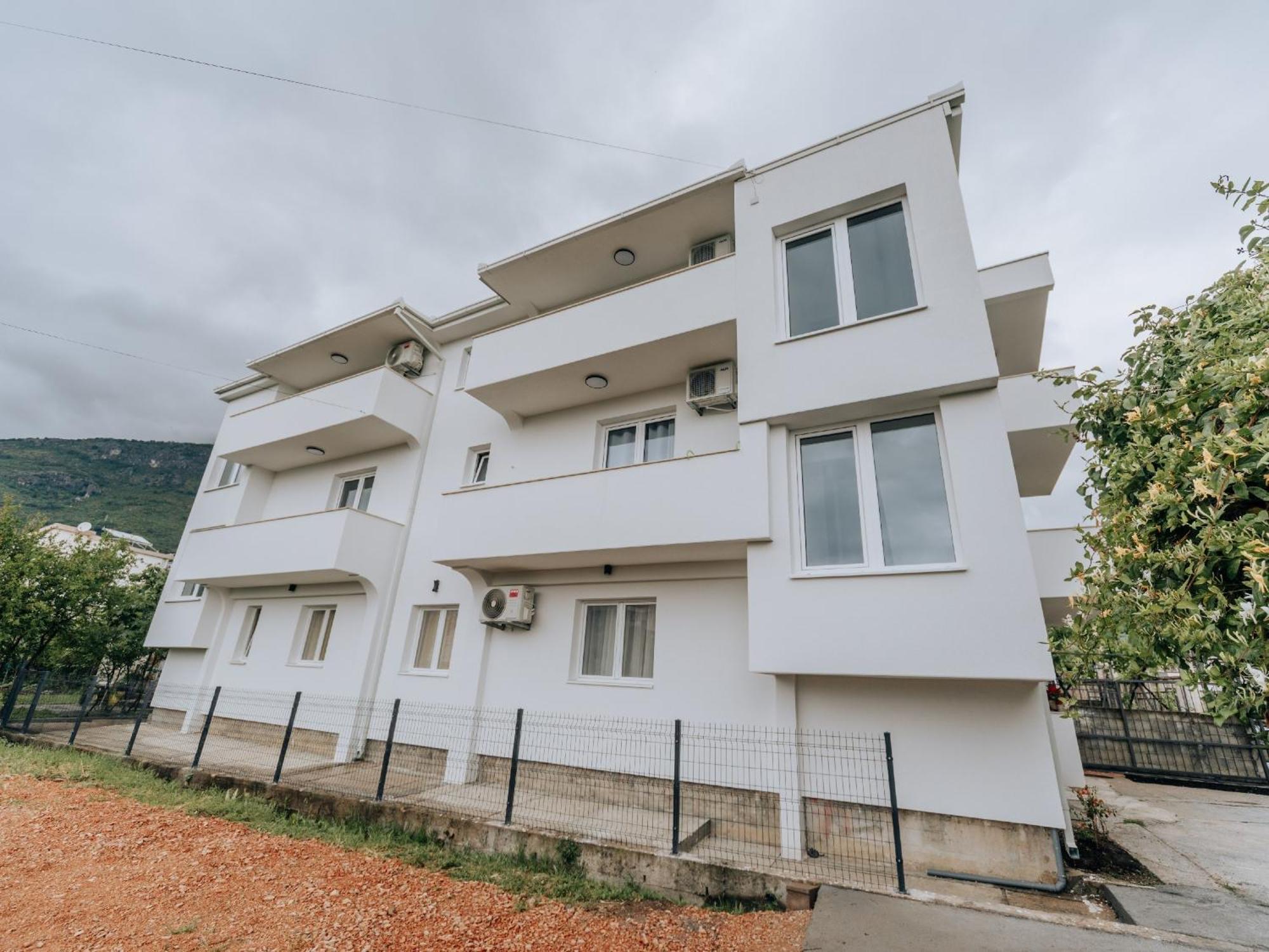Apartments Milivojevic 巴尔 外观 照片