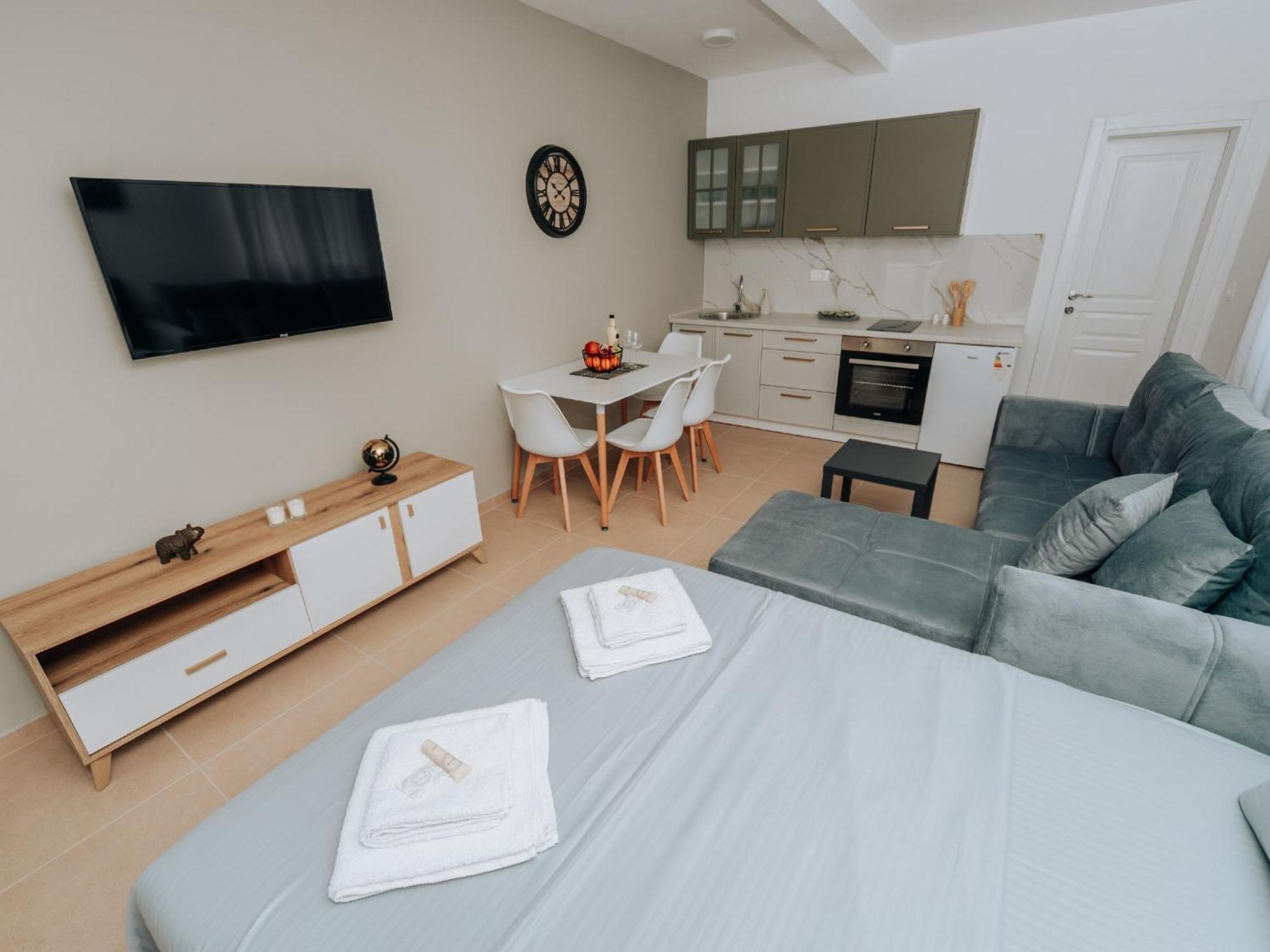 Apartments Milivojevic 巴尔 外观 照片